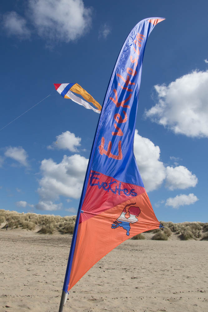 Banner,Beachflag,Chikara blauw, oranje, rood