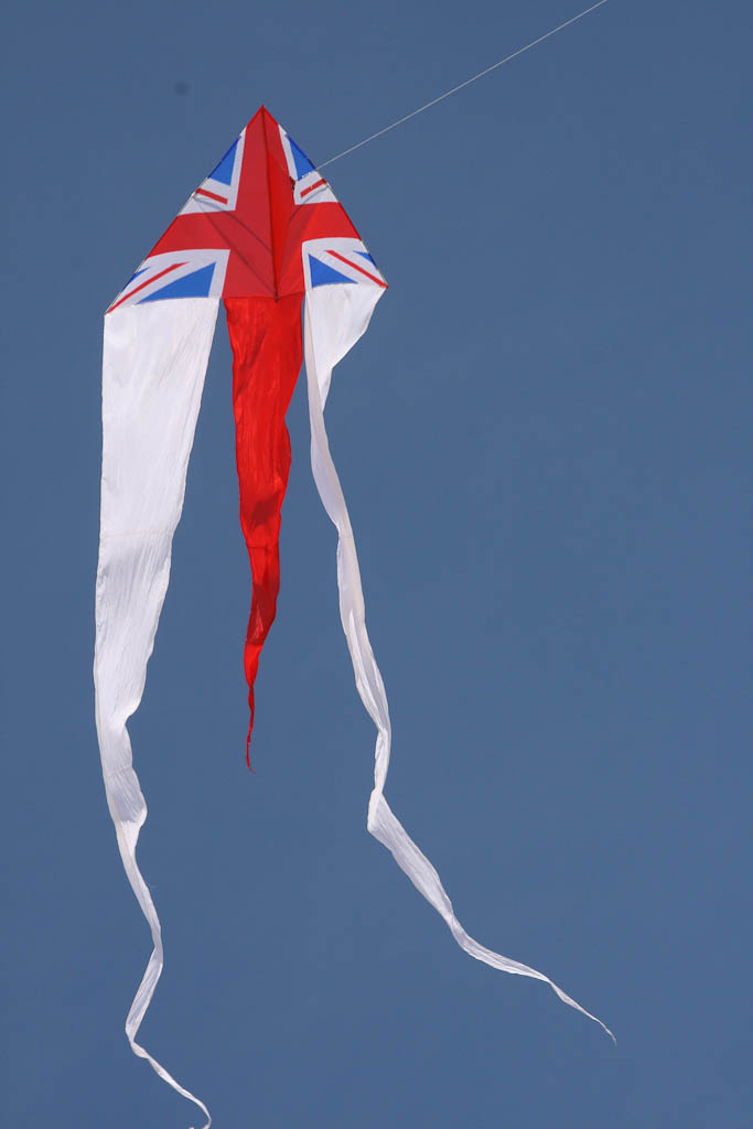 F-tail Delta,United Kingdom,Mirai: Red, White;Blue Nylon: Red, White