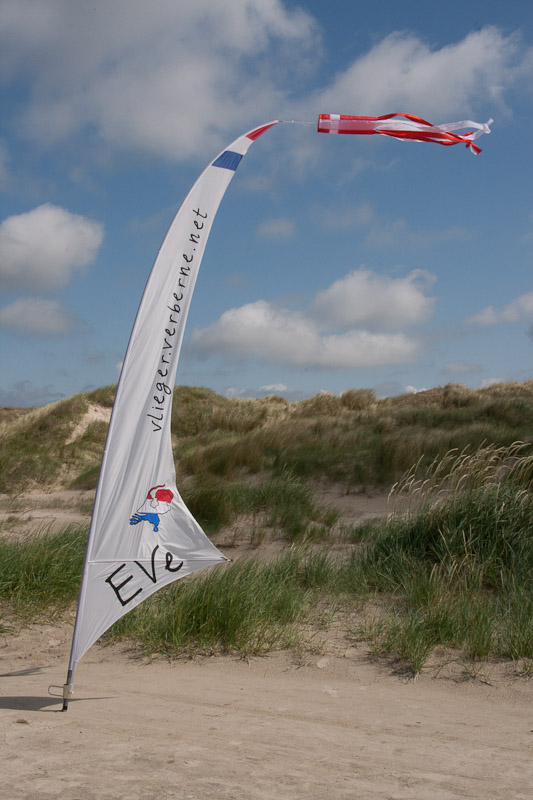 Windsock,Danmark,Mirai: Red, White